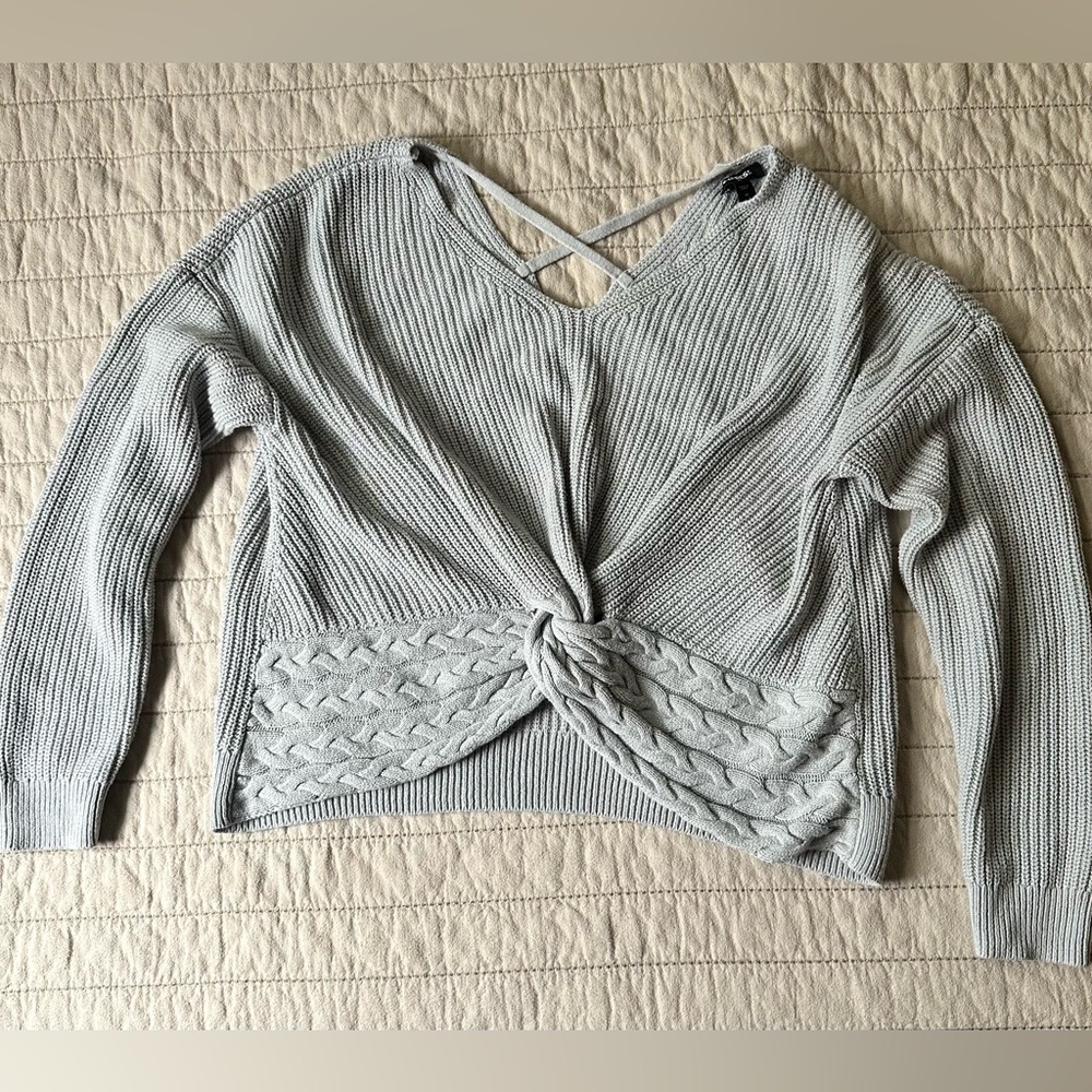 Express top, size medium, color gray